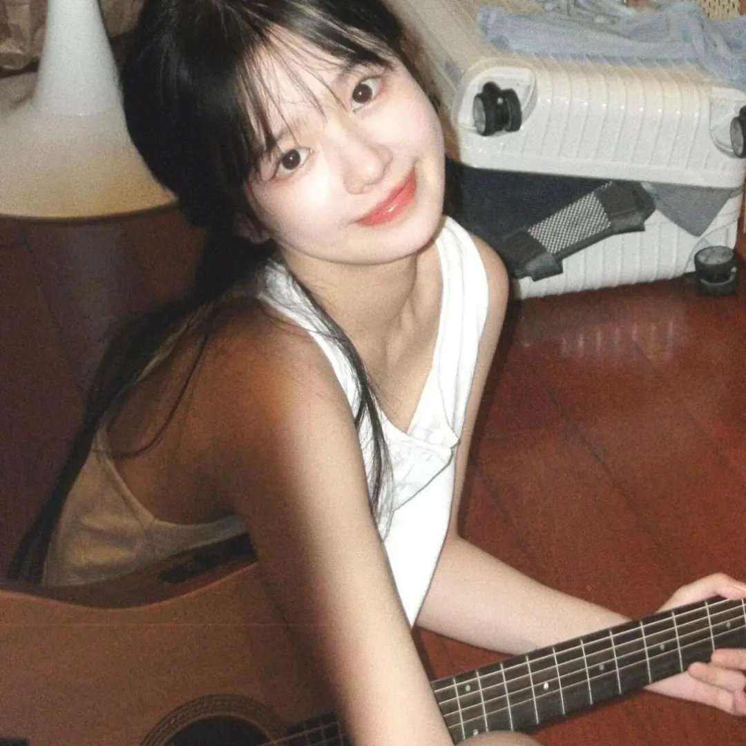 站起来的女孩